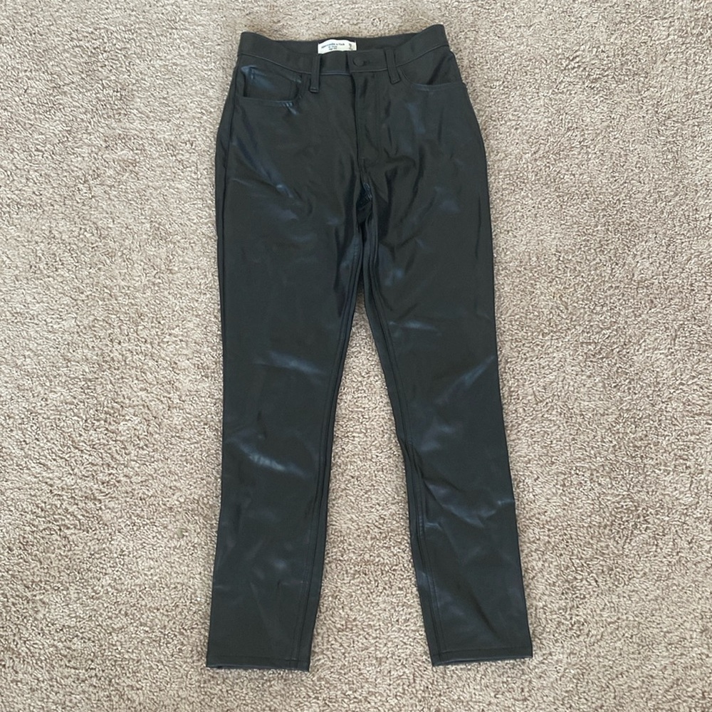 Abercrombie Black Leather Skinny High Rise Pants. Curve Love, Size 26.